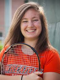 Lauren Schlabach's Instagram, Twitter & Facebook