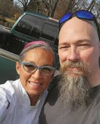 Shelley Lantz's Instagram, Twitter & Facebook