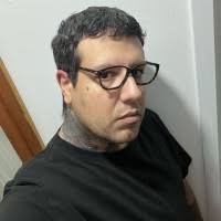 1600+ "Parada" profiles