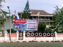 Indeed dapat menerima bayaran dari perusahaan tersebut, membantu agar indeed tetap gratis bagi para pencari kerja. Rincian Biaya Kuliah Universitas Janabadra Yogyakarta 2021 2022 Kuliah Sambil Kerja