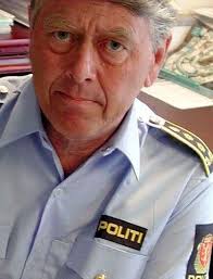 Ville kutte hodet av pleier