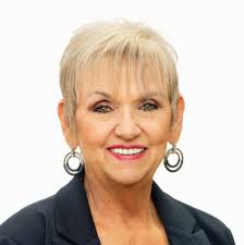 Caroline Camfield (@caroline.camfield.3) • Facebook