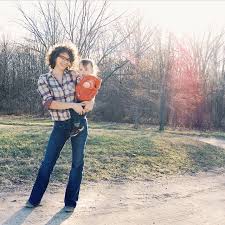 Find natural homemaking blogs, aspiring homemaker blogs, homemaking inspiration and skills, old fashioned homemaking and more. 2015 April The Hungry Homemaker