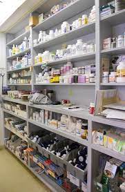 Town And Country Animal Clinic On Site Pharmacy Pet Clinic Veterinary Hospital Hospital Design
