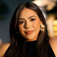 Wendy Acevedo's Instagram, Twitter & Facebook