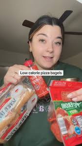 Hot honey pepperoni pizza bagels🔥 , #hothoney #hothoneypizza #pizza  #recipe #pizzarecipe #recipes #lowcal #lowcalorie #dinner #dinnerideas