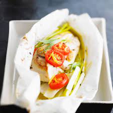 Papillote De Blanc De Poulet Aux Poireaux Recettes Recette Plat Dietetique Recettes De Cuisine Papillotte Poulet