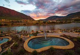 Centros de aguas termales en colorado: Glenwood Springs Colorado La Piscina Termal Mas Grande Del Mundo