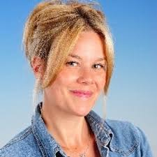 Carrie Prosek (@ILUVTUB)