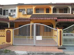 0.7 miles from kolej universiti insaniah. Kajang Homestay Ganhwaleong