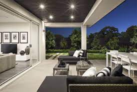 If You Love The Outdoors Then You Ll Love This Luxury Style Alfresco Featuring An Open Plan T Indoor Outdoor Living Rustic Outdoor Furniture Alfresco Designs