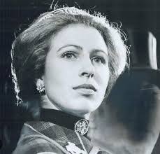 Bobbie Milton's Instagram, Twitter & Facebook