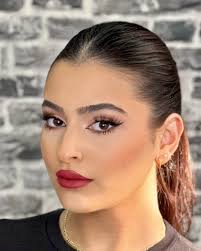 Therese Azar, Professional Make up Artisit