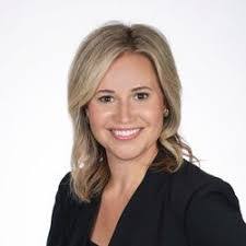 Lela Hunt's Instagram, Twitter & Facebook