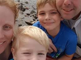 Samantha Mertz's Instagram, Twitter & Facebook