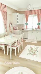 Funda Hanimin Her Detayi Ozenli Ve Uyumlu Civil Civil Evi Ev Gezmesi Ev Dekoru Antik Tasarim Ev Icin