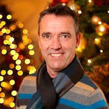 Celebrity chef Kevin Dundon's easy tips to take the stress out of cooking  Christmas dinner