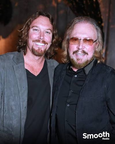 Like father, like son! Barry Gibb with his son Ashley in 2016 🤗
