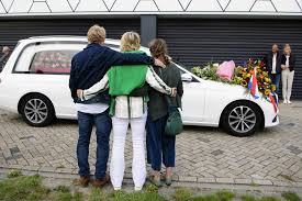 Zaterdag 9 maart 2019 was de mooiste schaatsdag uit haar leven, haar droom die uitkwam. Nederland Neemt Met Indrukwekkend Eerbetoon Afscheid Van Ove Gazet Van Antwerpen Mobile