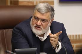 استاندار تهران: در شرایط آلودگی هوا، مردم از سفرهای غیر ضرور درون شهری پرهیز کنند