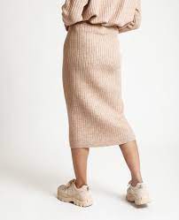 Jupe femme en maille jersey à taille élastiquée. Jupe En Maille Cotelee Beige Ficelle 690633714a07 Pimkie