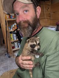 Taxidermist in Blackfoot makes key chain from rib