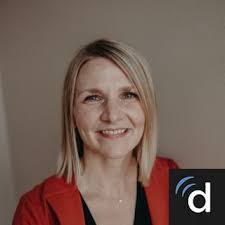 Amanda Brant's Instagram, Twitter & Facebook