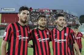 Secondo 'tutto calcio puglia', i satanelli avrebbero trovato un. Pollice Preferito Leopardo Nike Foggia Calcio Compensazione Nastro Scrivi Email