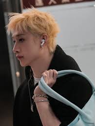 I caught a brief clip at the airport and couldn't bring myself to watch any  further….all I can say is…I'm so sorry 💔🥺