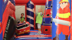 Une Plaine De Jeux Gonflables A Ouvert A Saint Just En Chaussee