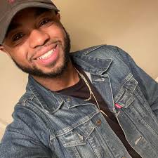 Devyn Ray (@raydevyn) • Facebook