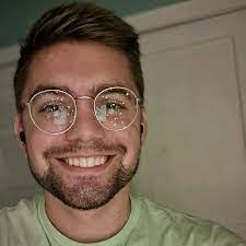 Ben Rounds's Instagram, Twitter & Facebook