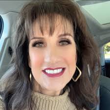 Horse bitten by rattlesnake in the face