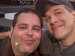 Just a night at the Bowl with two of my faves: @milomanheim and @steoremus  @hollywoodbowl #jesuschristsuperstar 🎤