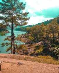 Di tempat ini juga terdapat seperti omah kayu yang bisa dijadikan spot selfie. Ranu Gumbolo Tulungagung 2021 Lokasi Dan Harga Tiket Masuk Ranu Gumbolo Tulungagung O Que Ha De Melhor Perto