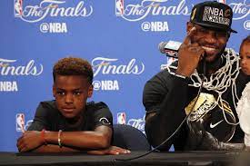 In 2017, he told gq magazine he wanted to play in the nba with his son, lebron james jr. Lebron James Jr Reportedly Has Scholarship Offers From Duke Kentucky Bleacher Report Latest News Videos And Highlights