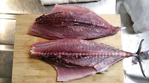 Tidak hanya itu, beberapa jenis ikan hias seperti pseudomoniasis merupakan jenis penyakit ikan air tawar, laut maupun payau yang dapat menyebabkan gejala klinis penyakit gatal: Ikan Tongkol Bikin Gatal Ini Penjelasannya