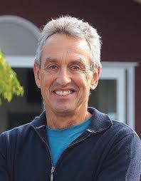 Mark Nimmo's Instagram, Twitter & Facebook