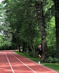 Was man unter #klosterhalfen alles so liest. Back To Practices With Running Konstanze Klosterhalfen Facebook