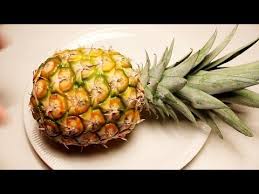 It S Pineapple Time Mache Dein Ananas Kostum Selber Hier Findest Du Deine Schritt Fur Schritt Anleitung Wie Du Dein Ananas Kostum Ananas Fruchte Anleitungen