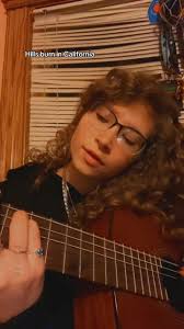 Cover de 'All the Good Girls Go to Hell' por Billie Eilish