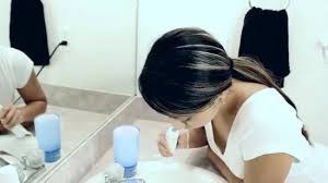 Food gets lodged between your wires and brackets very easily when you have by doing a quick rinse with a mouthful of water, you can loosen any stuck particles, making it easier to brush them away. How To Brush Your Teeth With Braces On With Pictures Wikihow