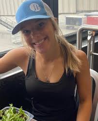 Senior Sunday!! 🥰 Tough ending to the track season but she finished strong.