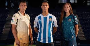 Horarios, partidos en directo de liga, jugadores, resultados y calendario. Espanyol 20 21 Heim Auswarts Ausweichtrikots Veroffentlicht Nur Fussball