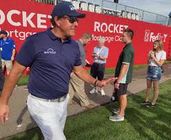 Phil mickelson was born on june 16, 1970 in san diego, california, usa as philip alfred mickelson. How A Grosse Pointe Bookie Allegedly Cheated Phil Mickelson Out Of 500k