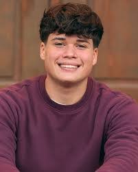 Nathan Farris's Instagram, Twitter & Facebook