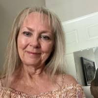 1100+ "Cindy Roberts" profiles