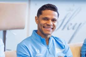 Douglas Santos na pré-lista da Copa: números do jogador pela Seleção Brasileira