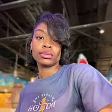 alyssa (@alyssaamendez)