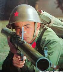 Weiche werfen rakete launcher rakete kinderspielzeug für innen außenraum hand werfen rakete launcher rakete mit pfeil, regenbogen farbe. Type 70 Anti Tank Launcher The Untold Story Of The Chinese L A W The Firearm Blog